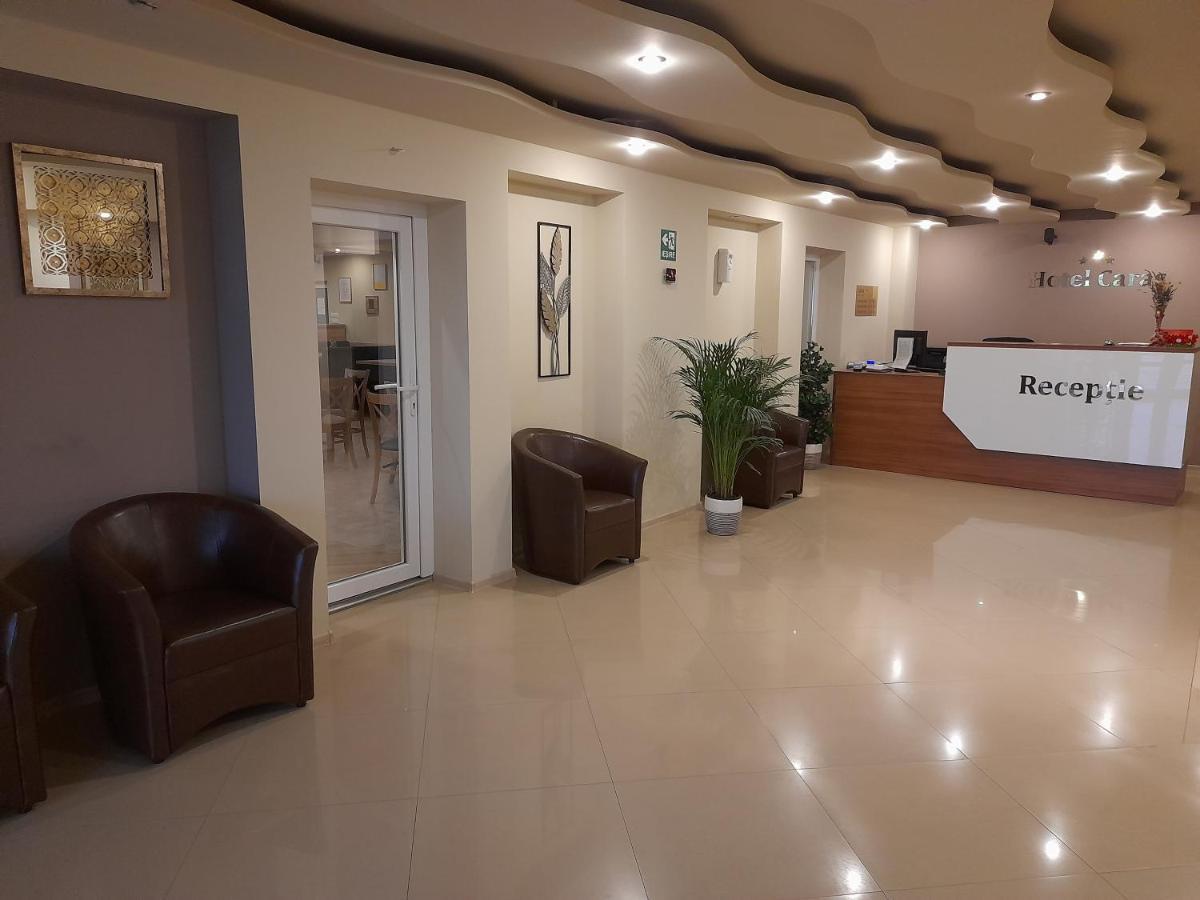 Hotel Caras Оравица Экстерьер фото
